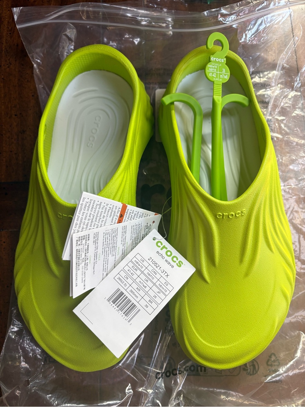 Crocs Echo Wave Lime Green M8/W10